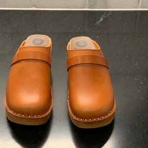 Troentorp of Sweden Clogs, Size 8